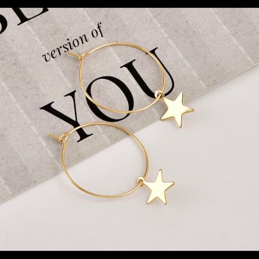 Rose Gold Hoop Star Earrings